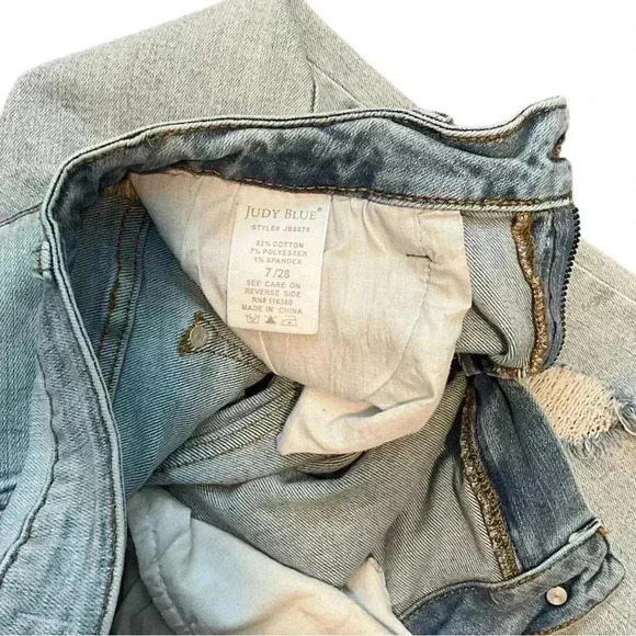 Judy Blue Boyfriend Fit, Light Blue, Size 7/28, Very Stretchy, Great Condition, - Picture 7 of 13